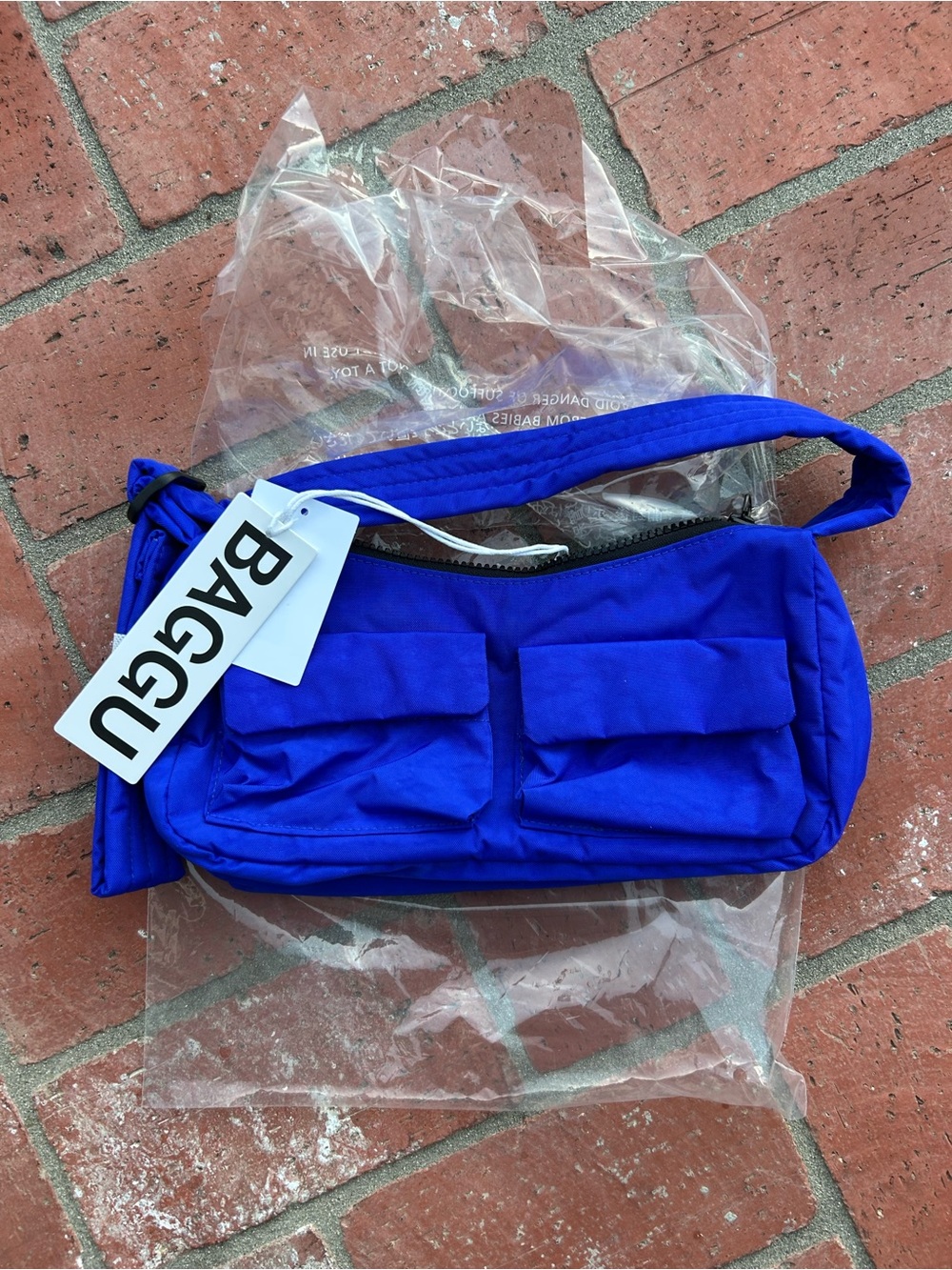 NWT Baggu Cargo Shoulder Bag
